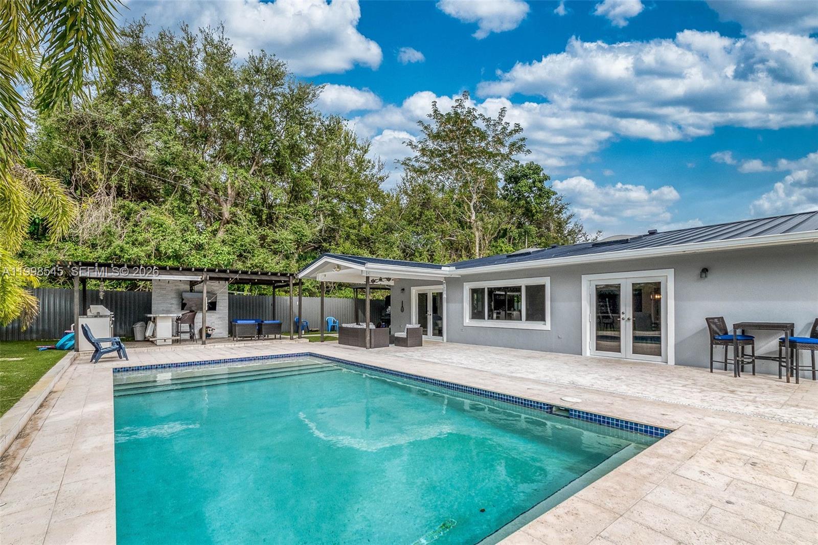 MALBROOK - Residential Lease