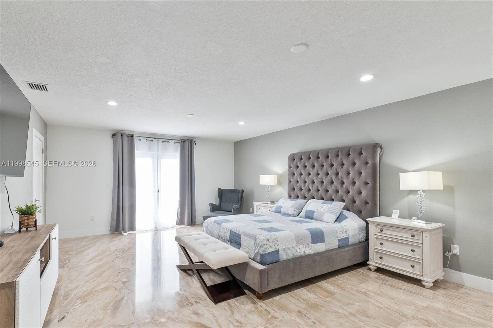 MALBROOK - Residential Lease