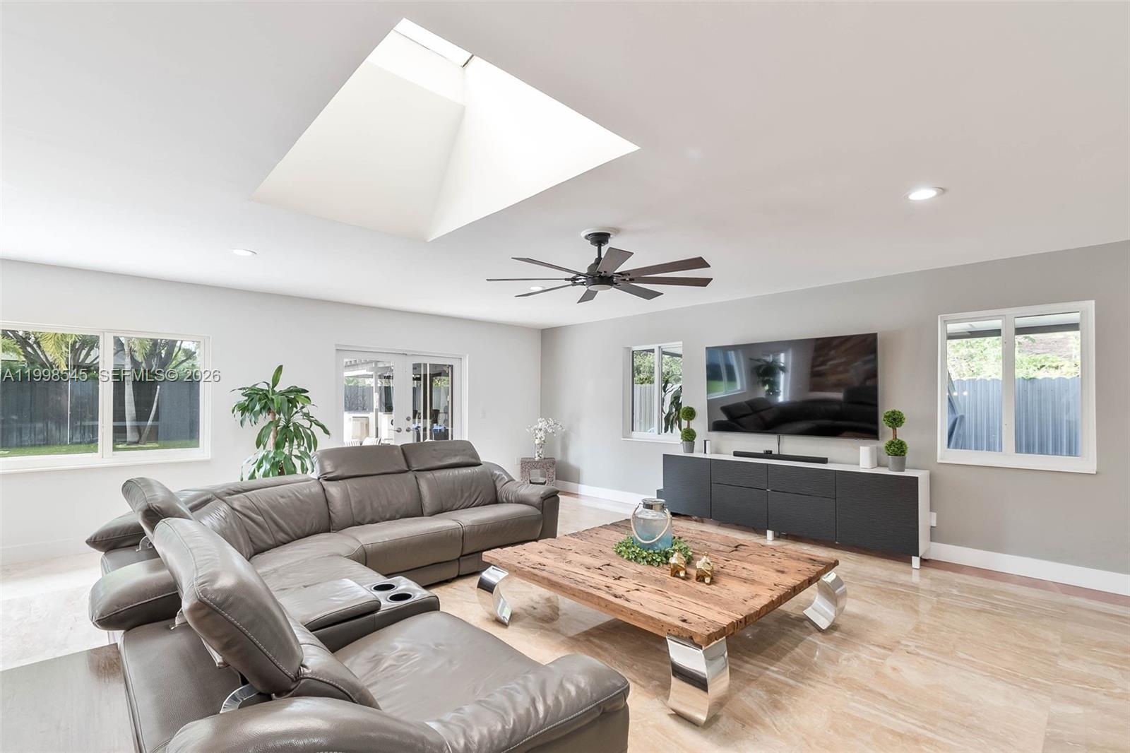 MALBROOK - Residential Lease