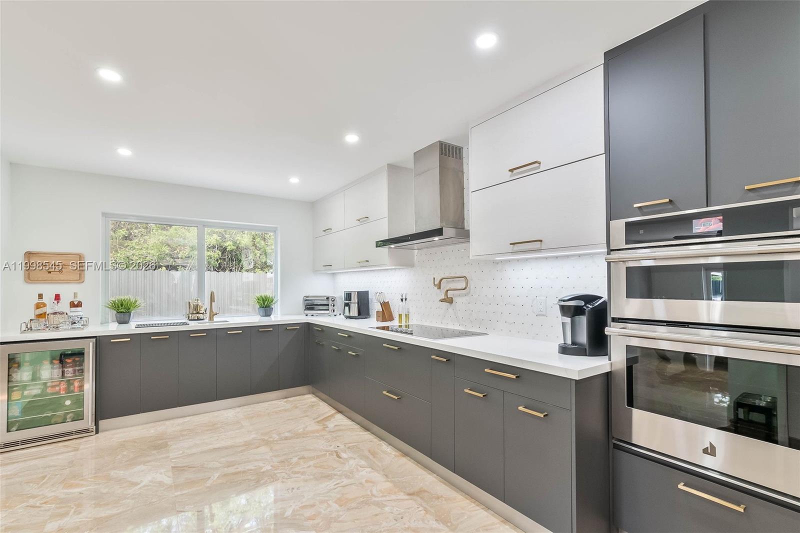 MALBROOK - Residential Lease