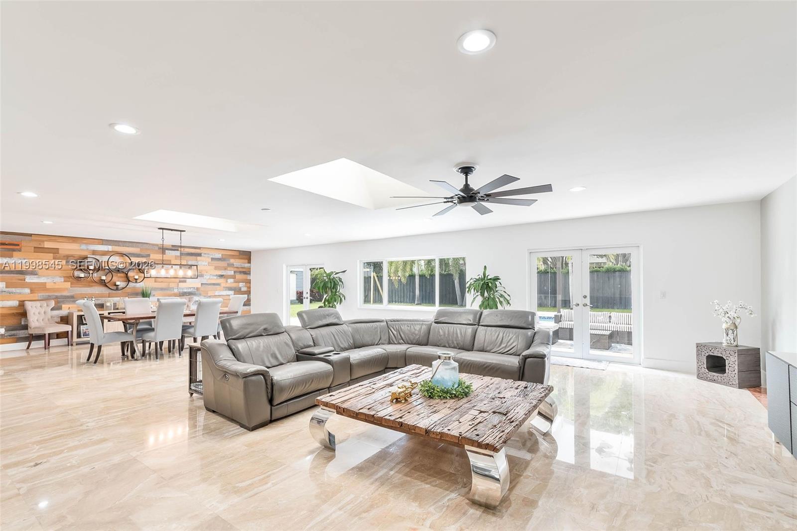 MALBROOK - Residential Lease