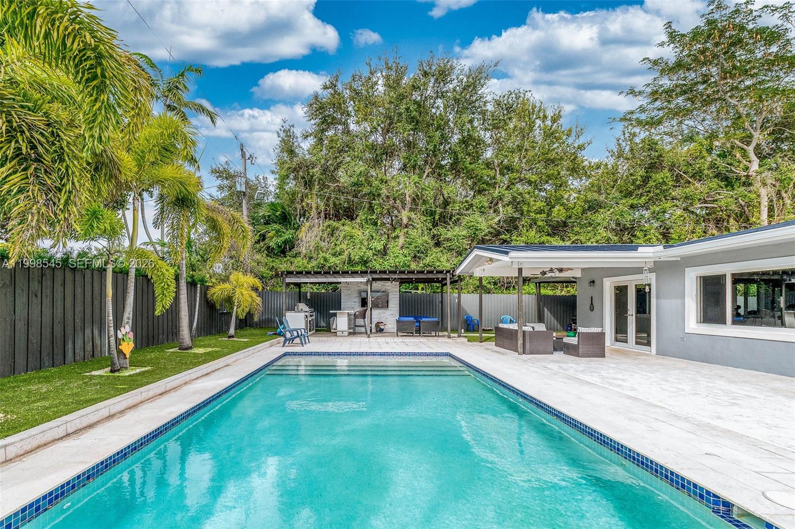 MALBROOK - Residential Lease