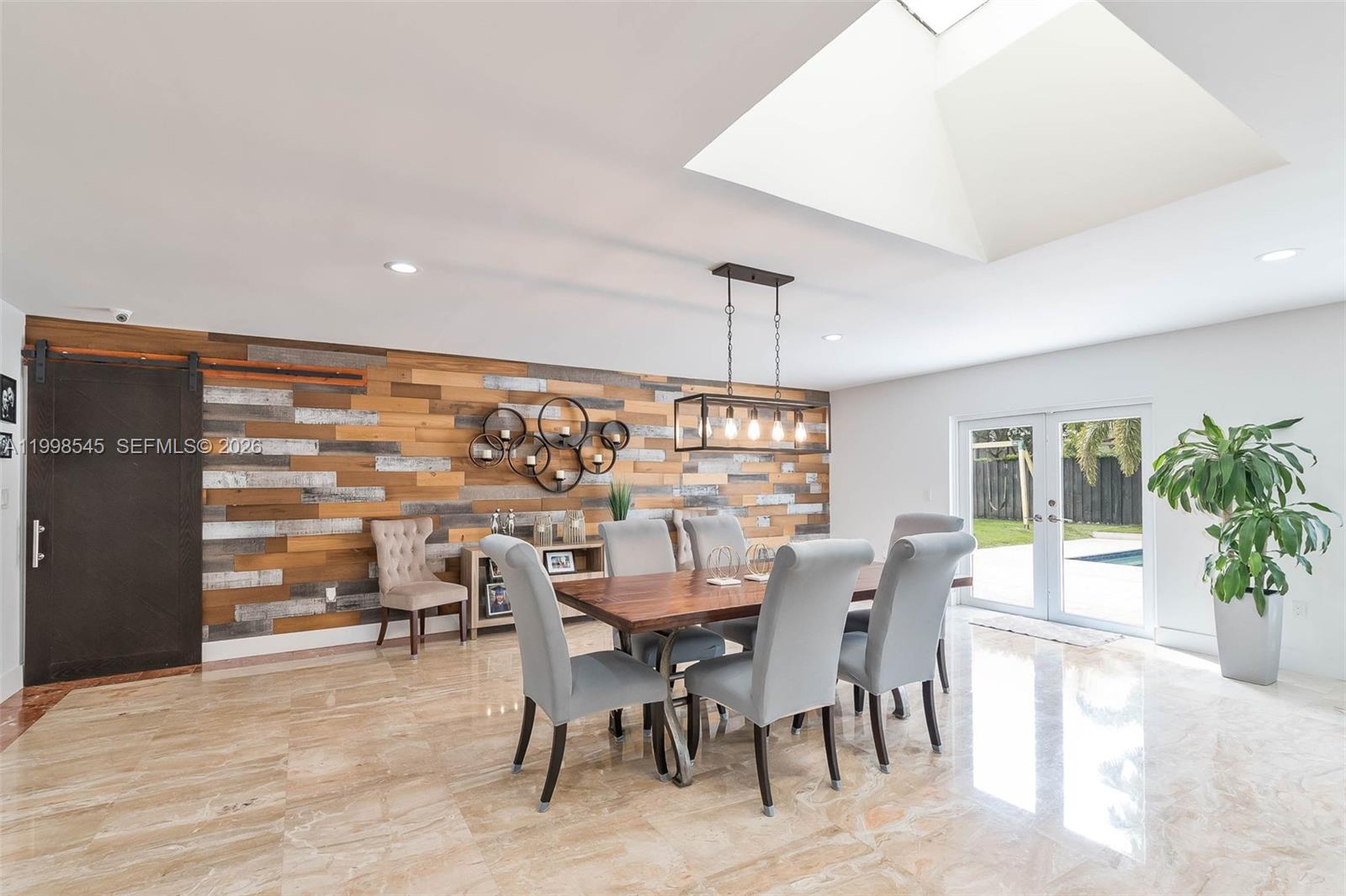 MALBROOK - Residential Lease