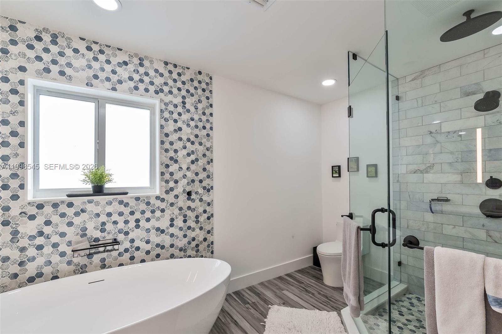 MALBROOK - Residential Lease