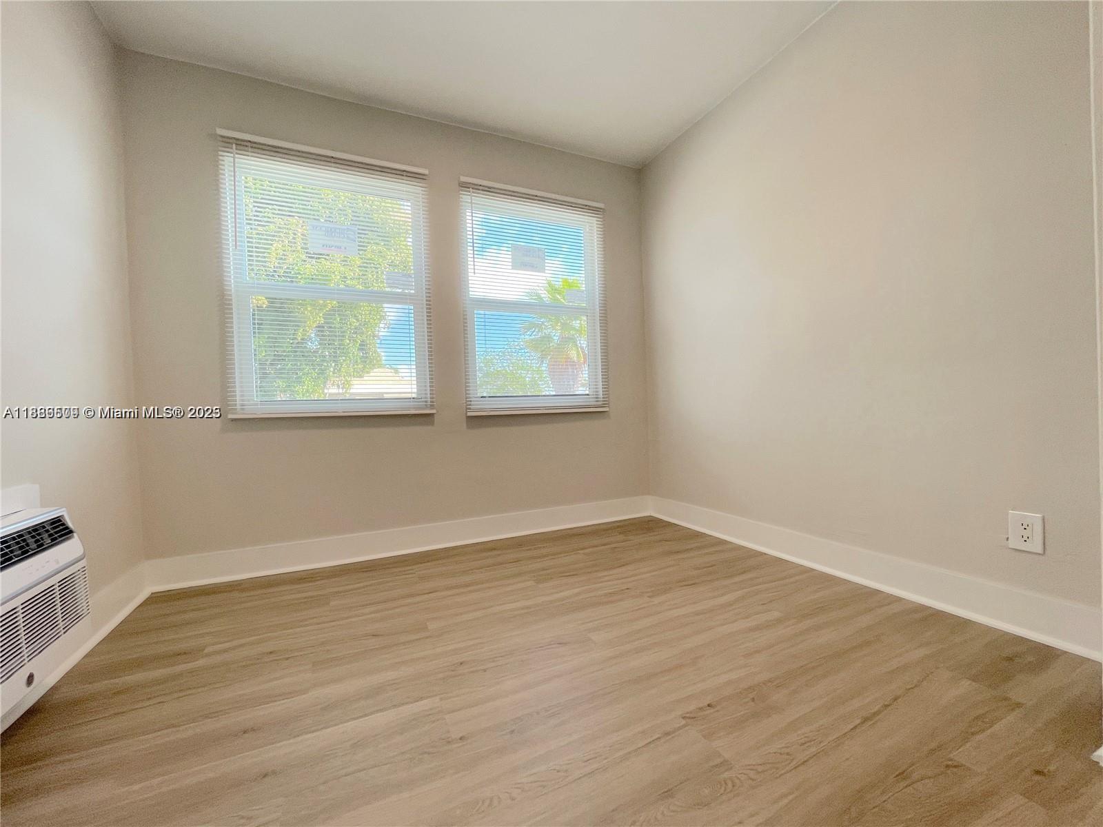 HOLLYWOOD SOUTH SIDE ADD - Residential Lease