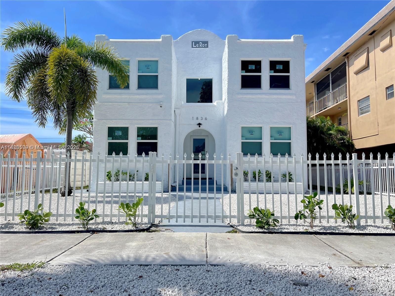 HOLLYWOOD SOUTH SIDE ADD - Residential Lease