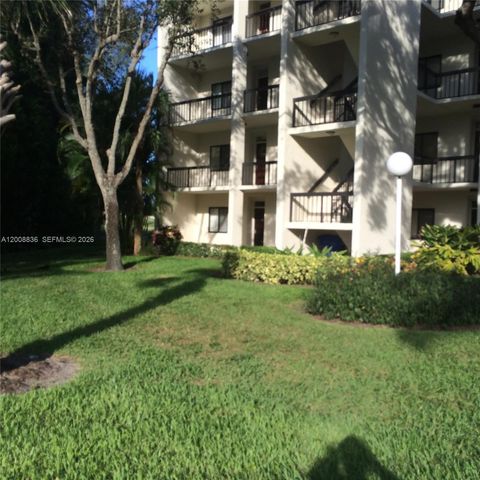 Photo of 2500 Presidential Way #101, West Palm Beach, FL 33401 (MLS # A12008836)
