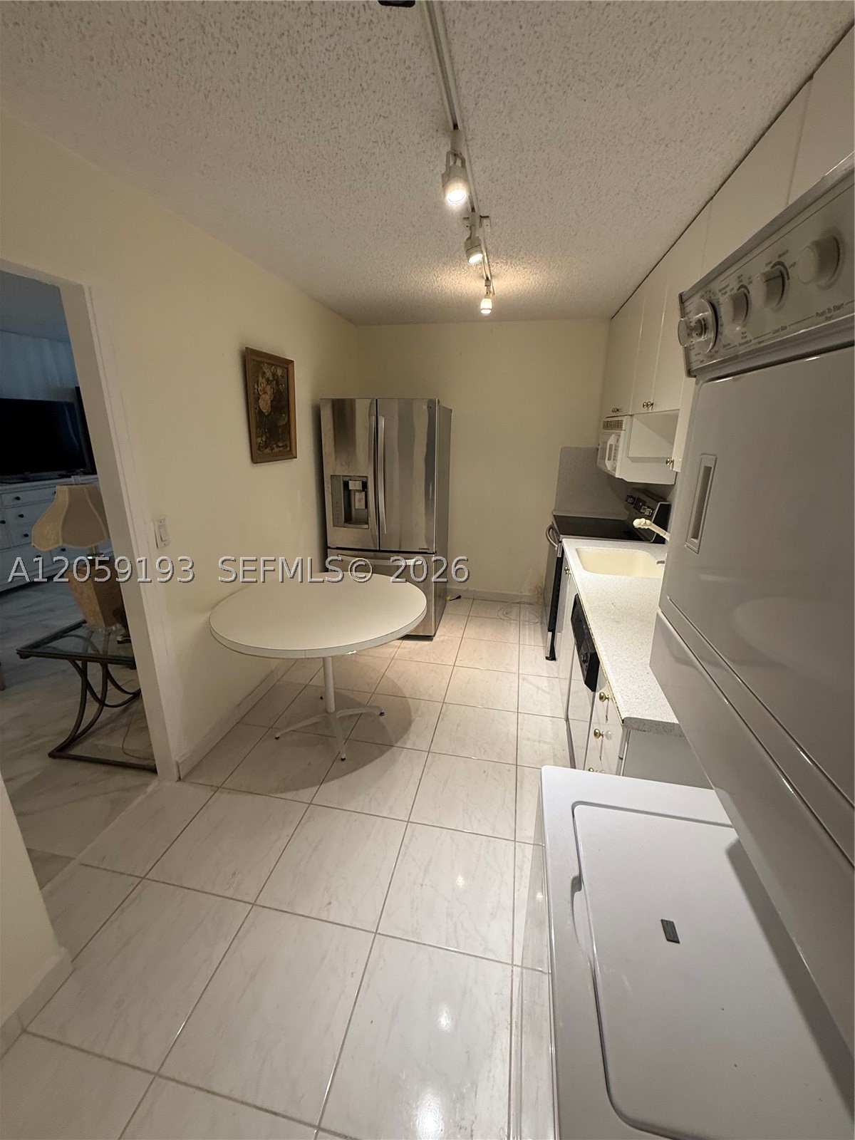 9273 Collins Ave 1101