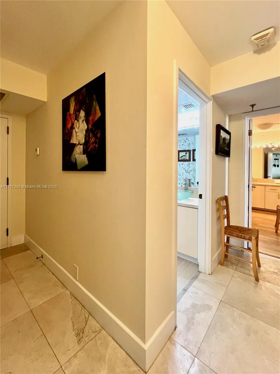 Key Biscayne, Florida 33149, United States, 2 Bedrooms Bedrooms, ,2 BathroomsBathrooms,Residential,Active,119172