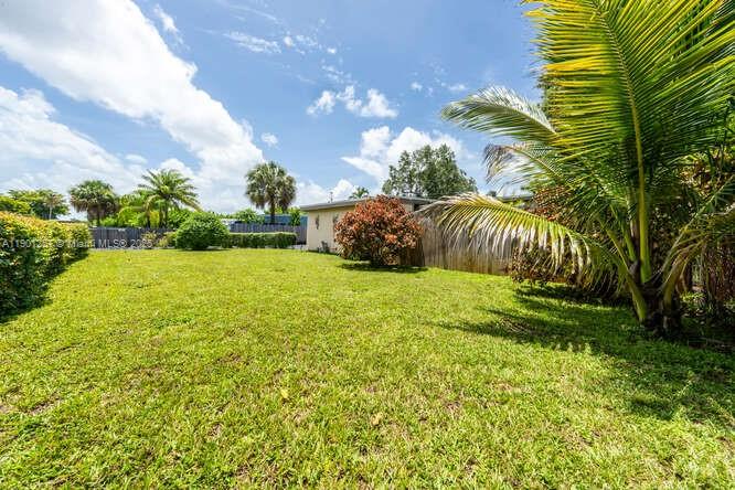 RIVERLAND VILLAGE SEC ONE - Residential Lease