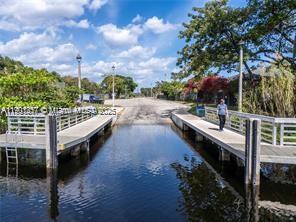 RIVERLAND VILLAGE SEC ONE - Residential Lease