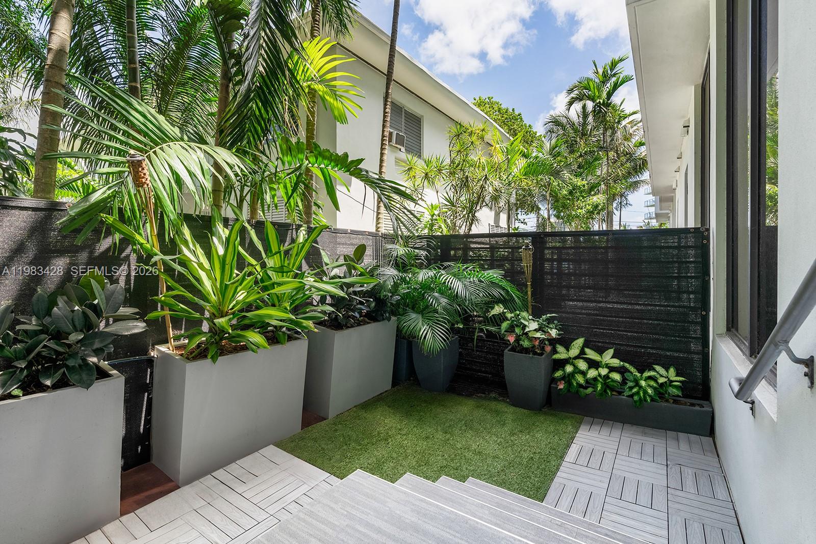 BAY HARBOR ISLAND - Residential