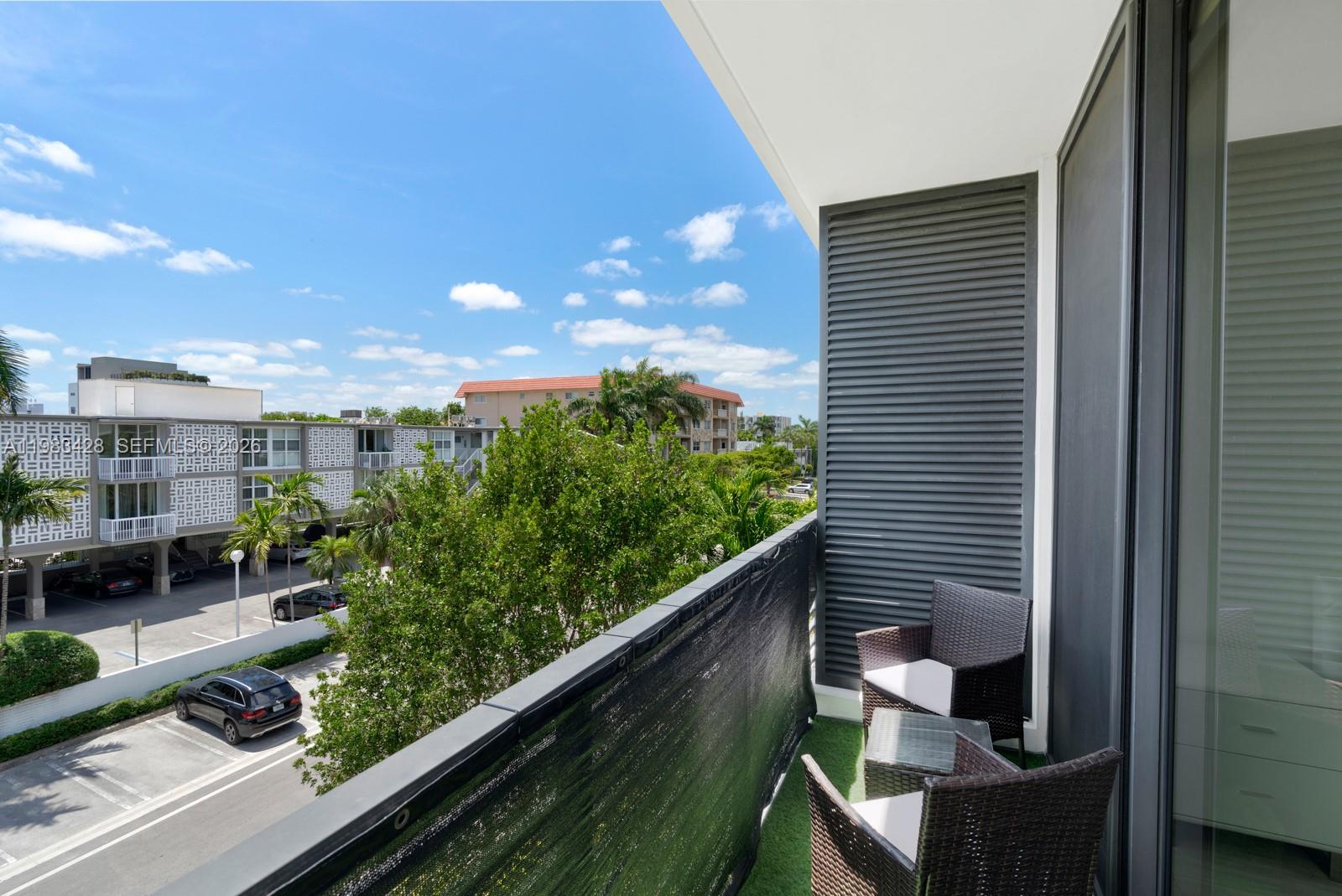 BAY HARBOR ISLAND - Residential