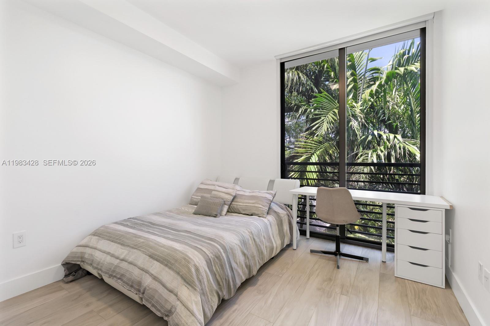 BAY HARBOR ISLAND - Residential