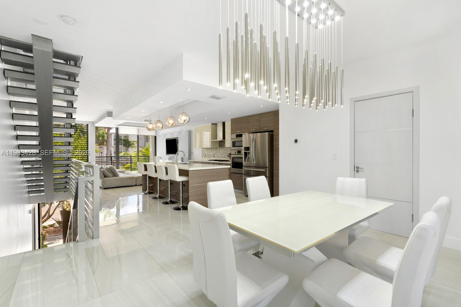 BAY HARBOR ISLAND - Residential