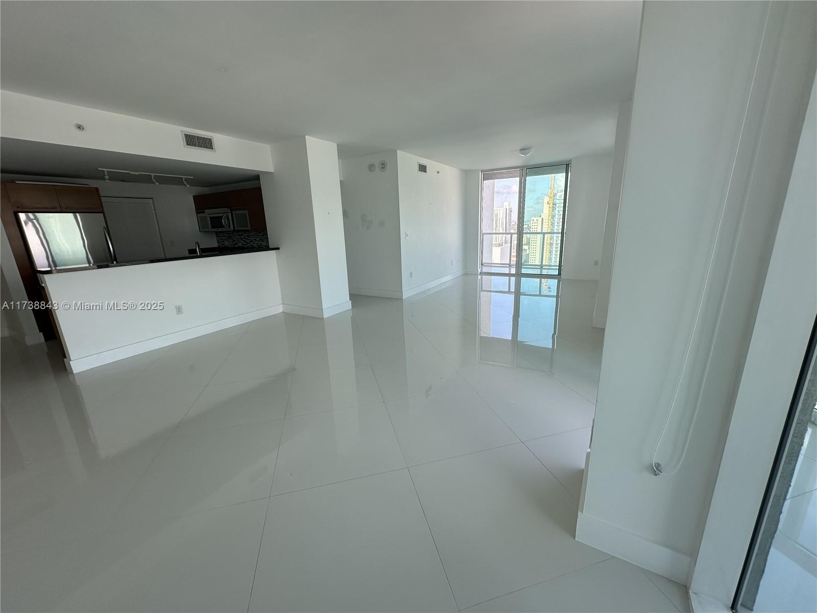 253 NE 2nd St 3602