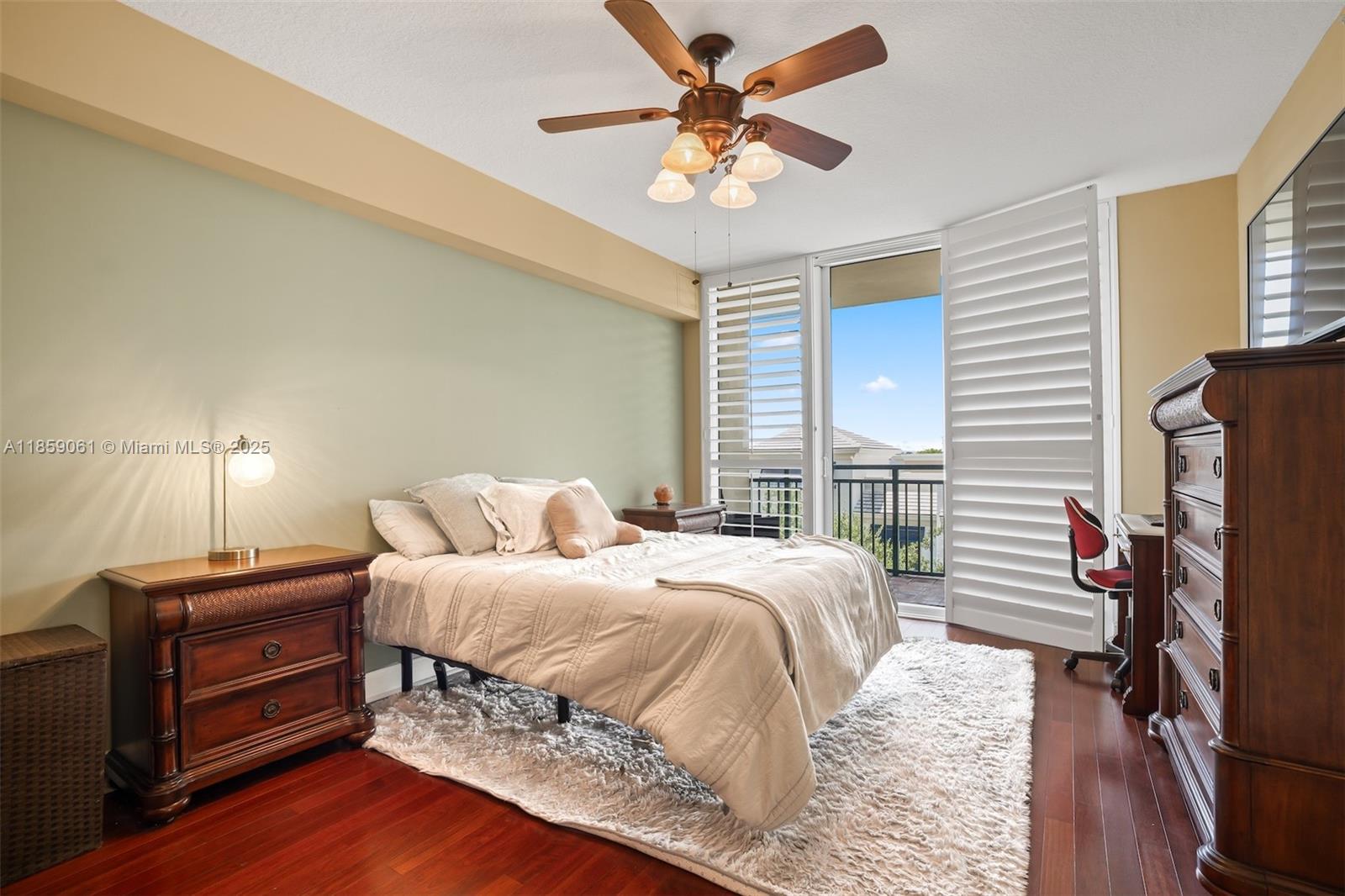 VERANDA CONDO - Residential