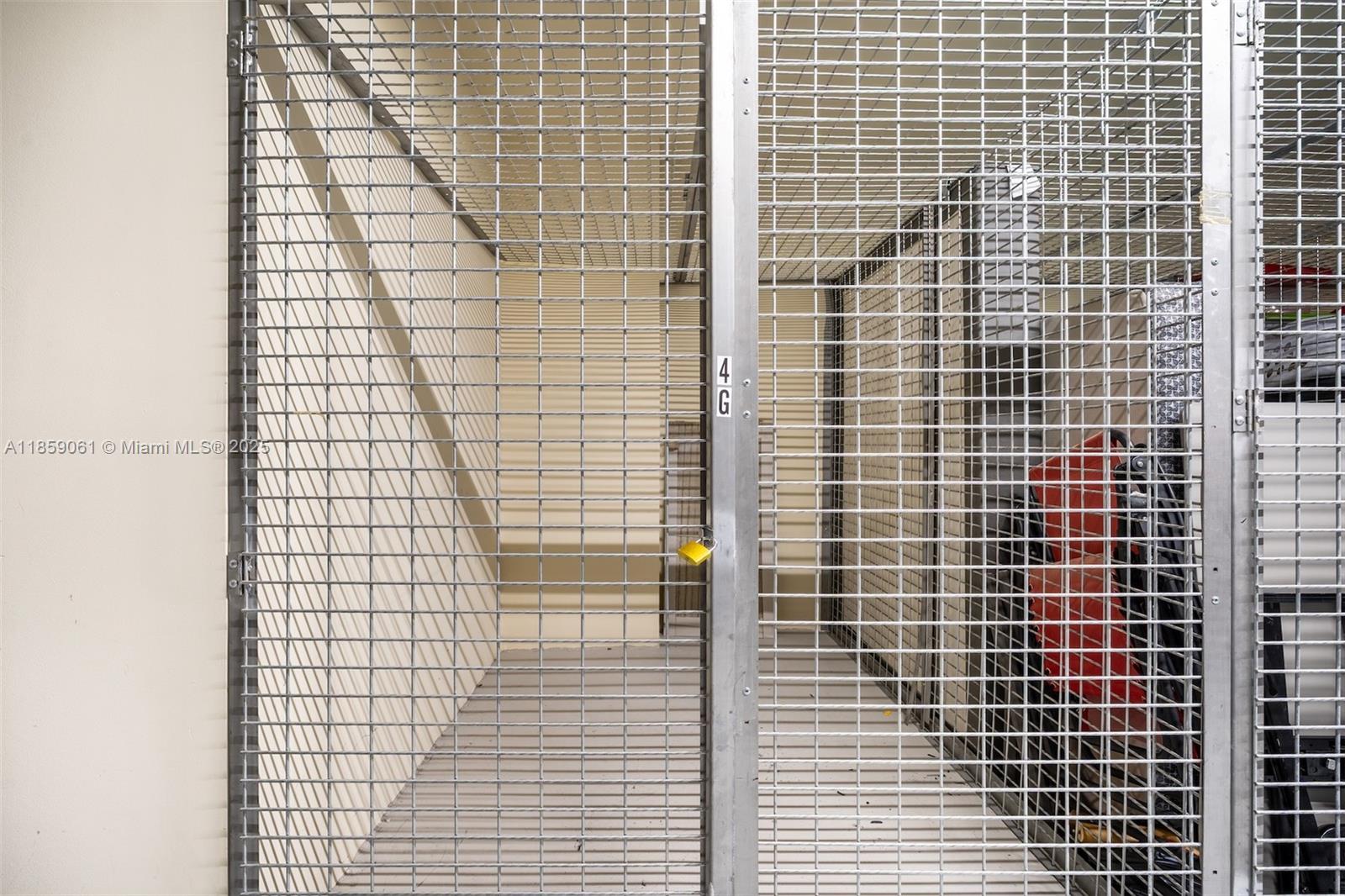 VERANDA CONDO - Residential