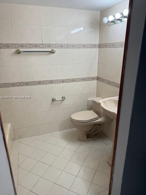 THE LEDGES CONDO - Residential