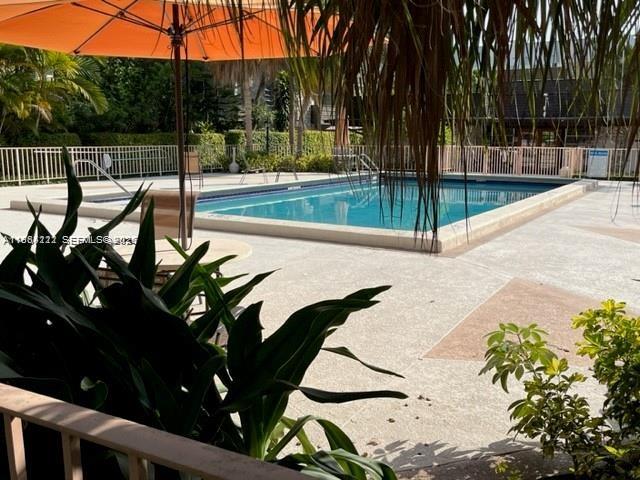 THE LEDGES CONDO - Residential