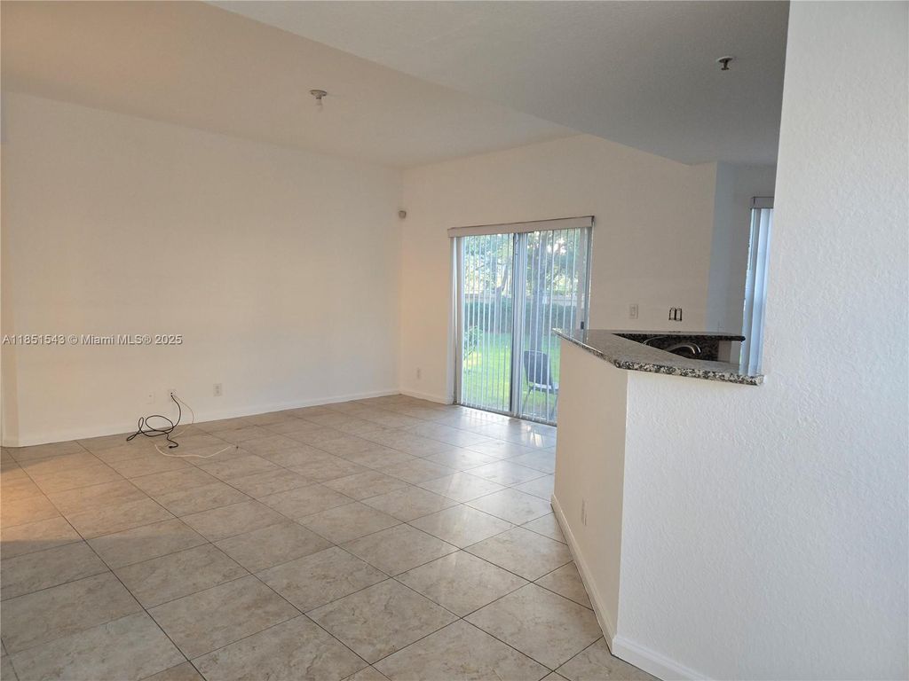 Photo of 1771 NE 6 St #1211, Boynton Beach, FL 33435 (MLS # A11851543)