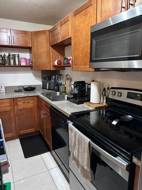 DORAL GARDENS CONDO - Residential Lease
