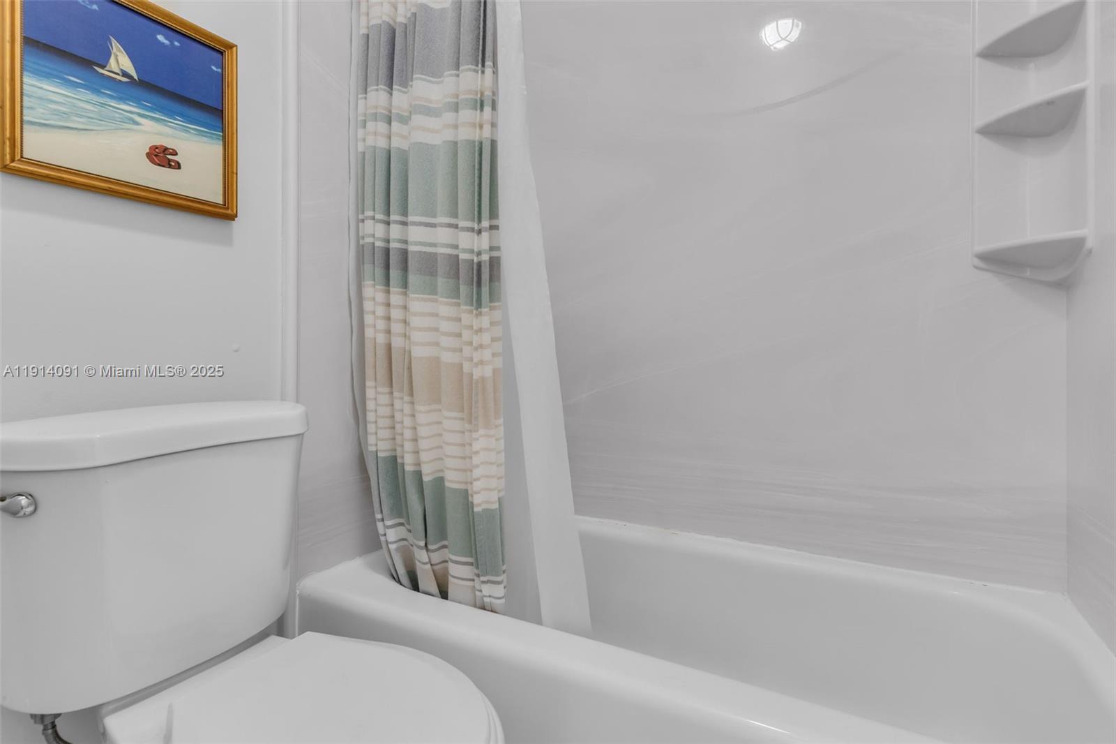 SUNSET ON THE PARK SEC 1 - Residential