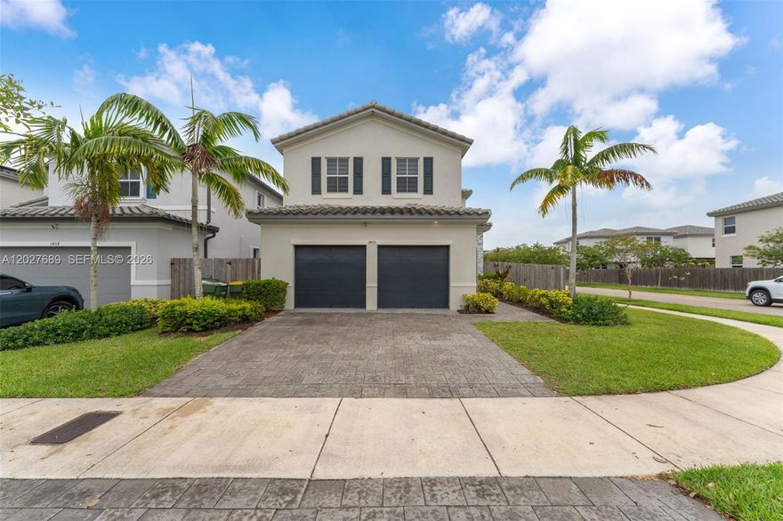 Welcome to this impressive two-story single-family home perfectly situated on a premium corner lot inside a highly desirable gated community with low HOA fees. Offering the ideal blend of privacy, natural light, and modern comfort, this residence features 3 spacious bedrooms and 2.5 bathrooms.