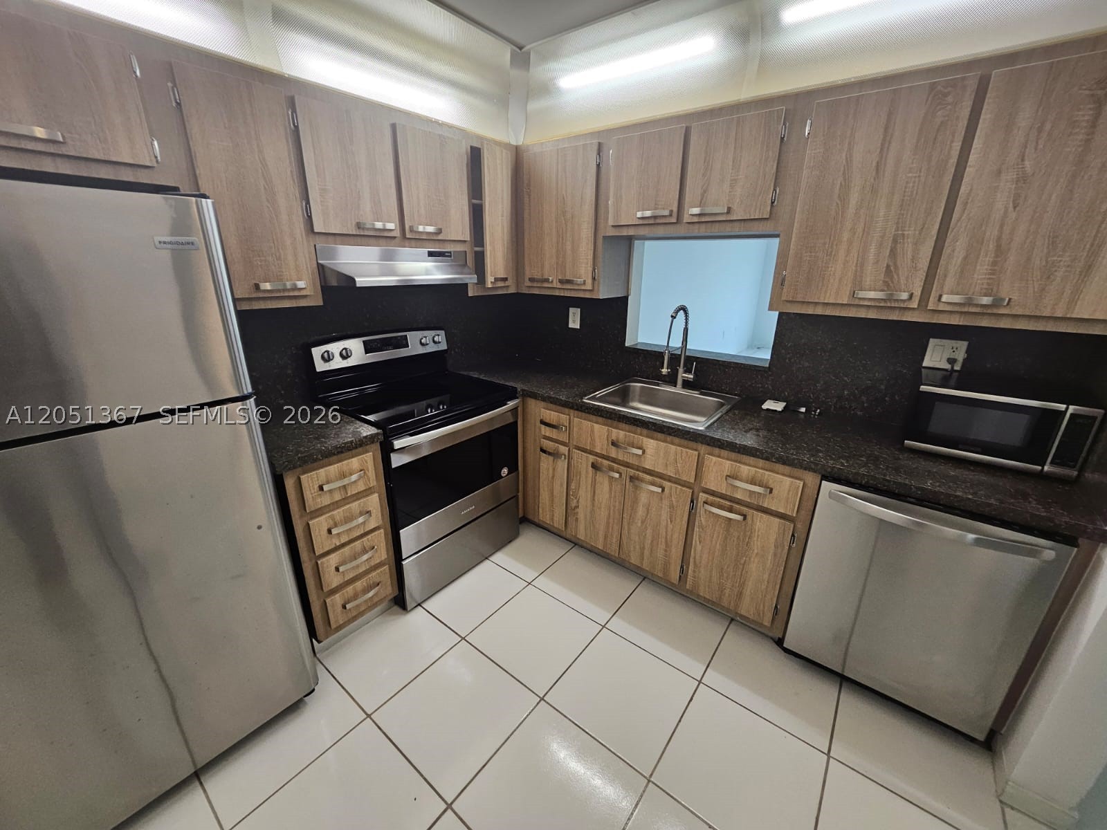 12035 NE 2nd Ave A409