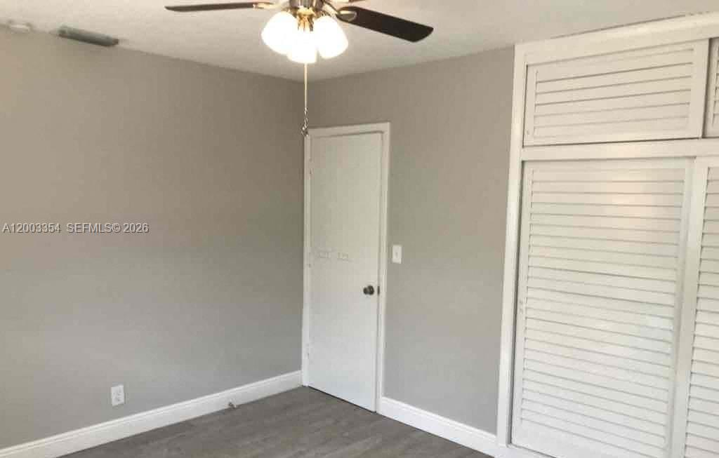 KNOTTY PINE ACRES - Residential Lease