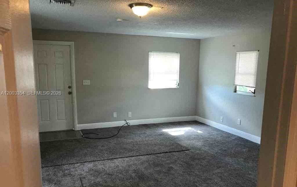 KNOTTY PINE ACRES - Residential Lease