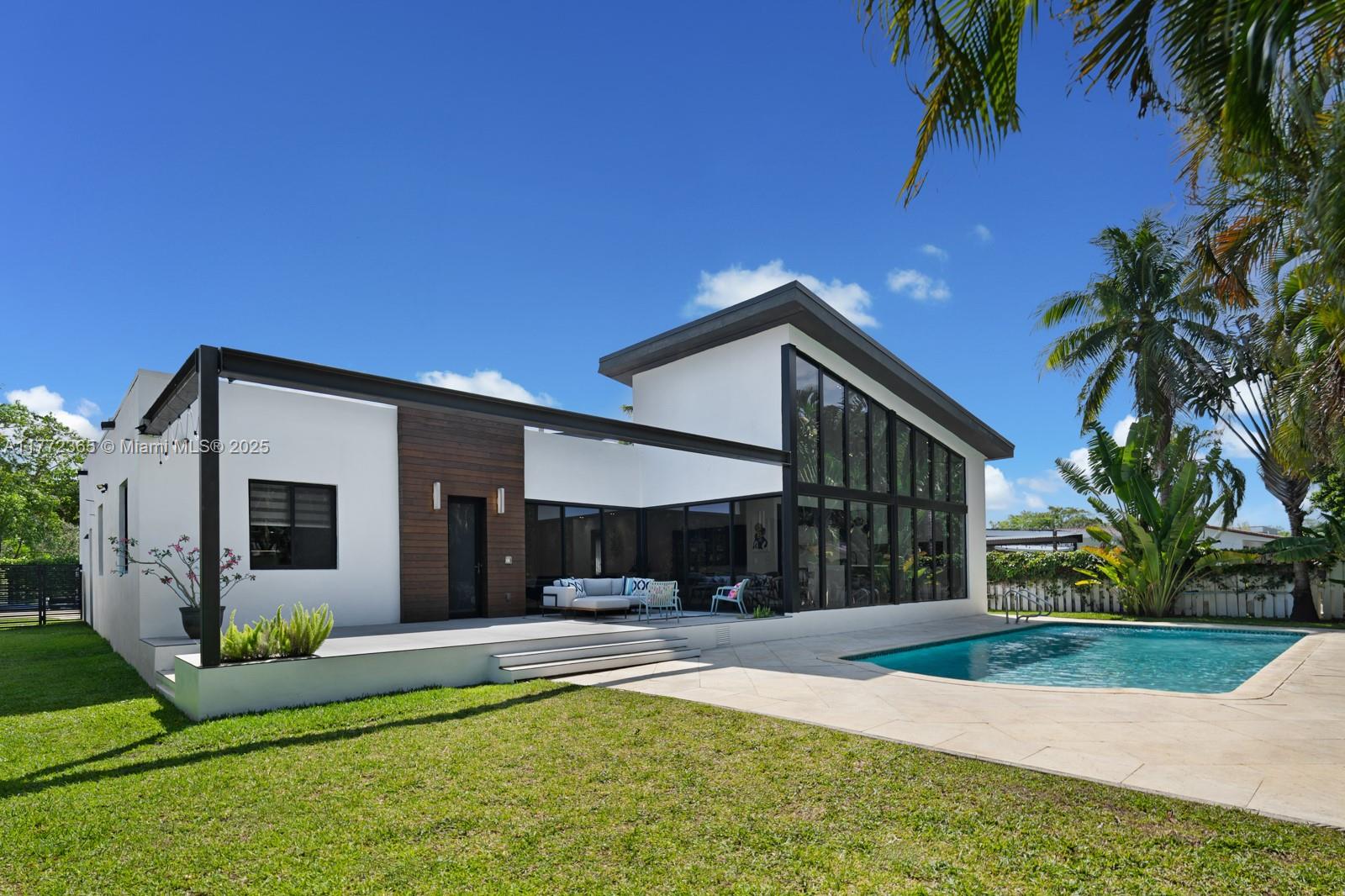 COUNTY SQUIRE ESTATES SEC - Residential
