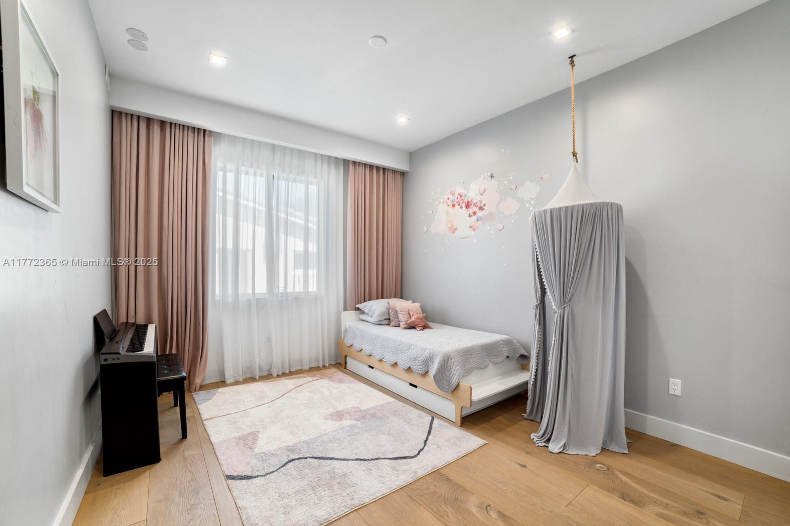 COUNTY SQUIRE ESTATES SEC - Residential