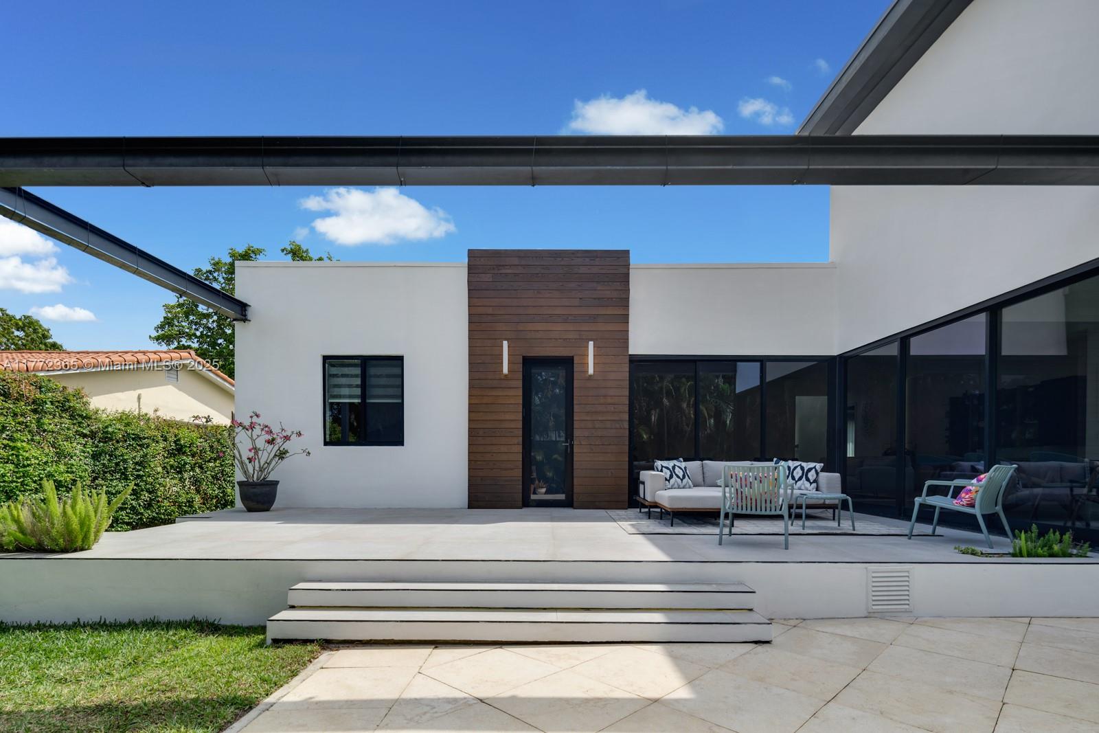 COUNTY SQUIRE ESTATES SEC - Residential