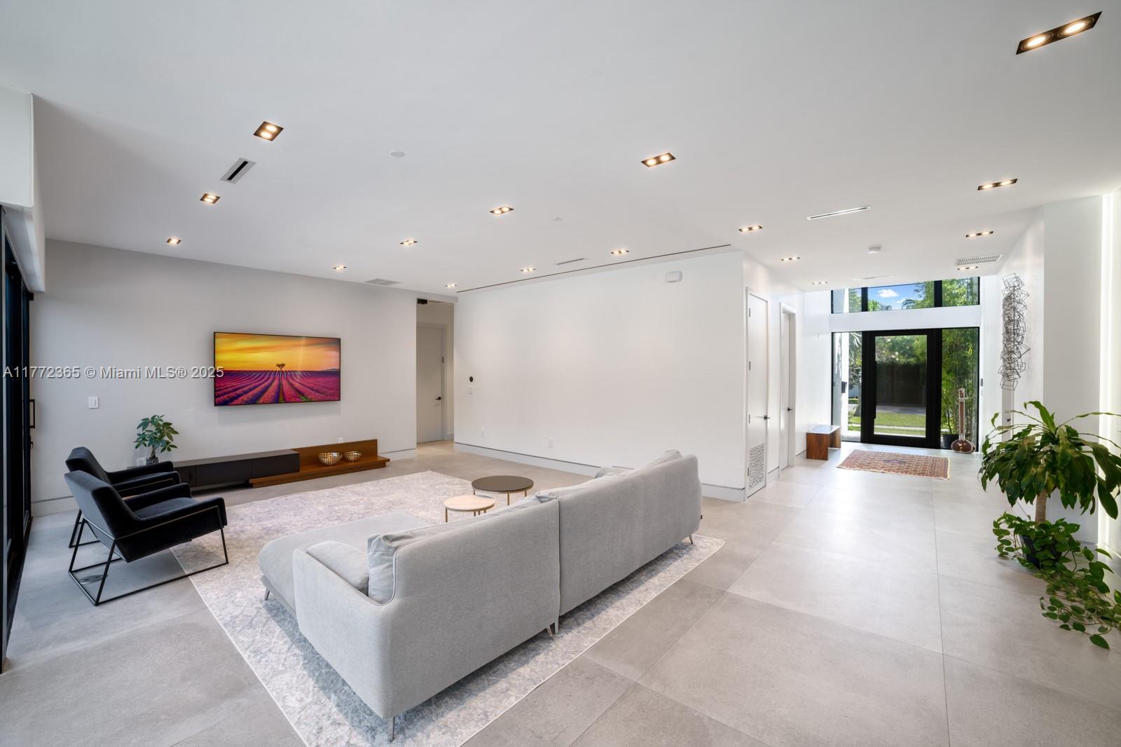COUNTY SQUIRE ESTATES SEC - Residential
