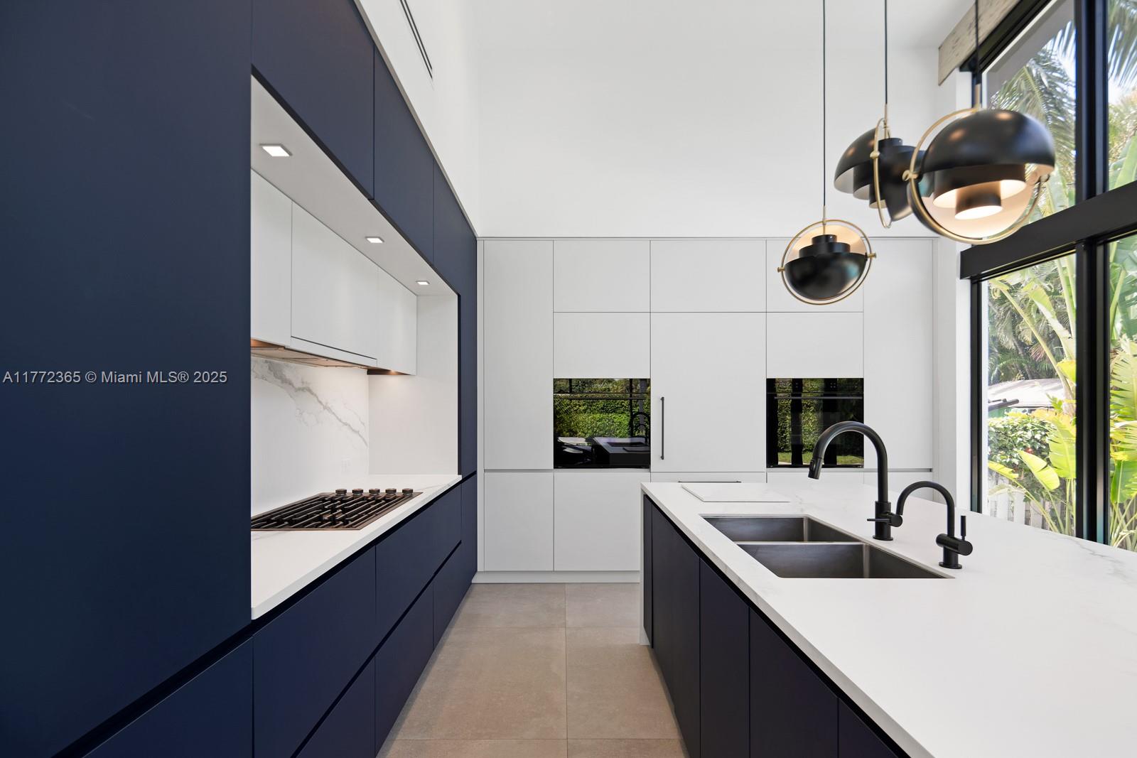 COUNTY SQUIRE ESTATES SEC - Residential