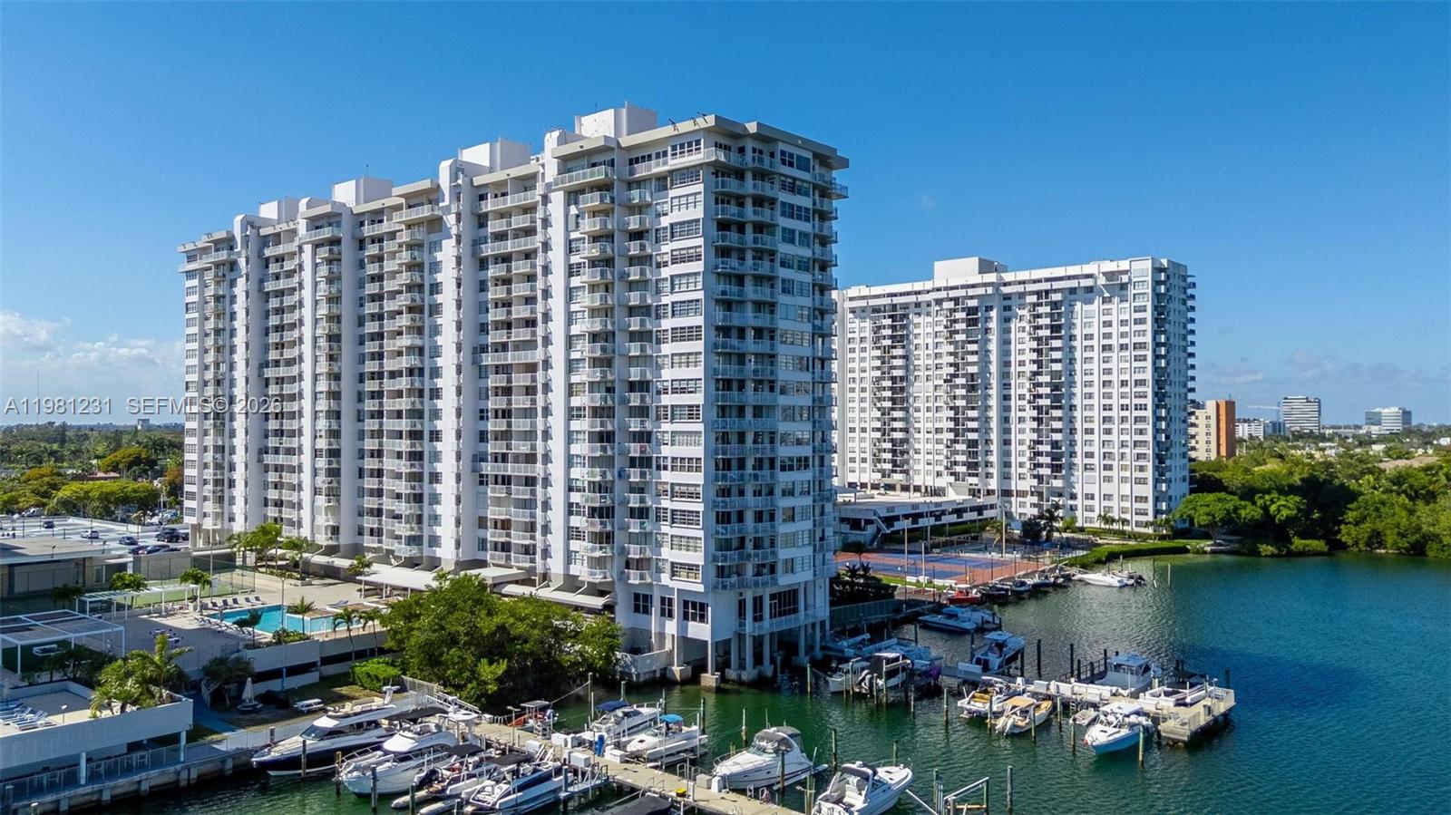 DEL PRADO MARINA - Residential