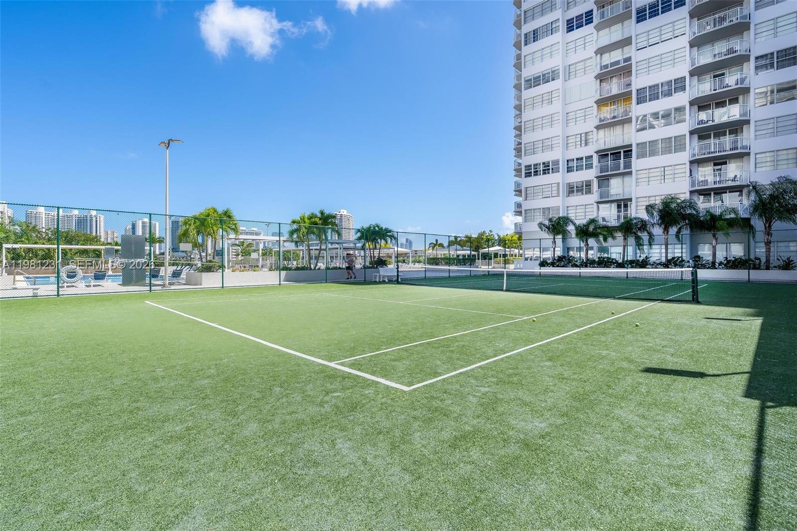 DEL PRADO MARINA - Residential