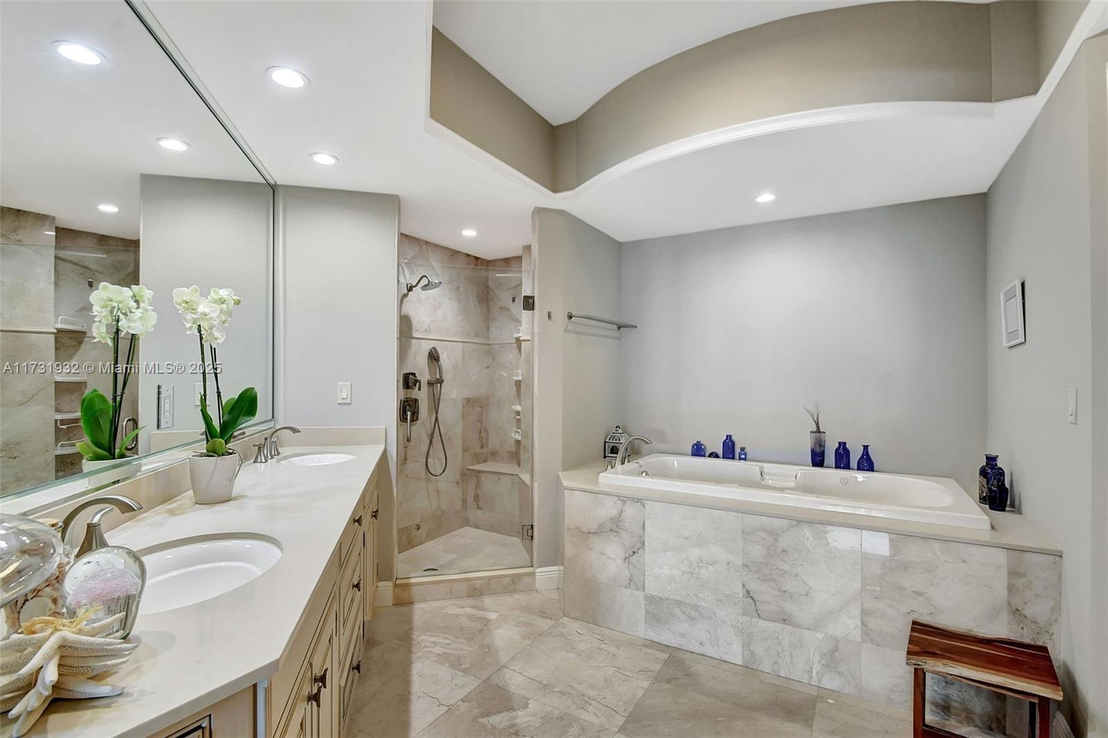 TOSCANA NORTH CONDO - Residential