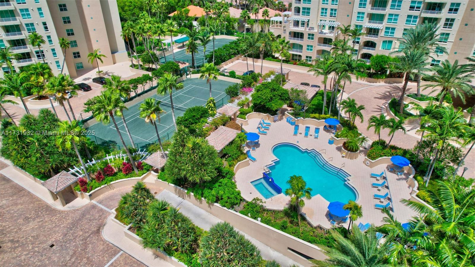 TOSCANA NORTH CONDO - Residential