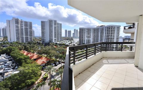 A home in Aventura