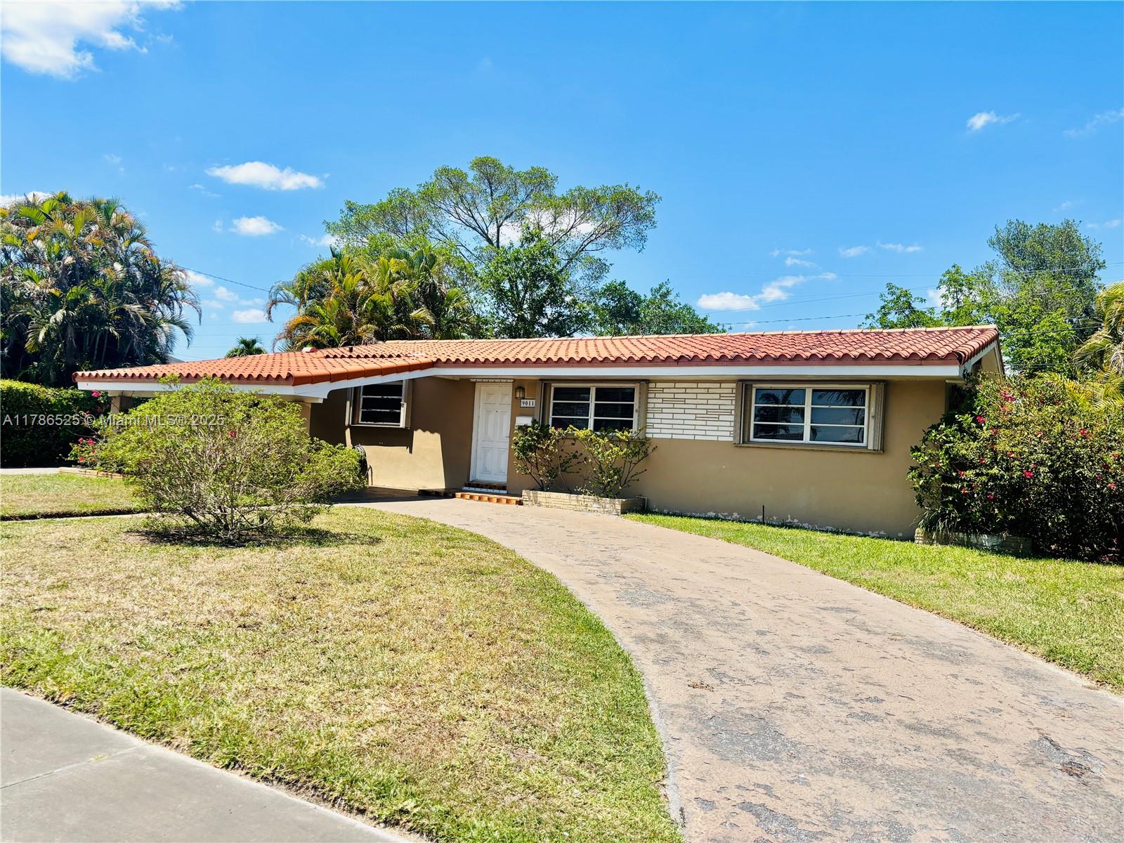 Rental Property at 9011 Sw 18th Ter, Miami, Broward County, Florida - Bedrooms: 3 
Bathrooms: 2  - $3,500 MO.