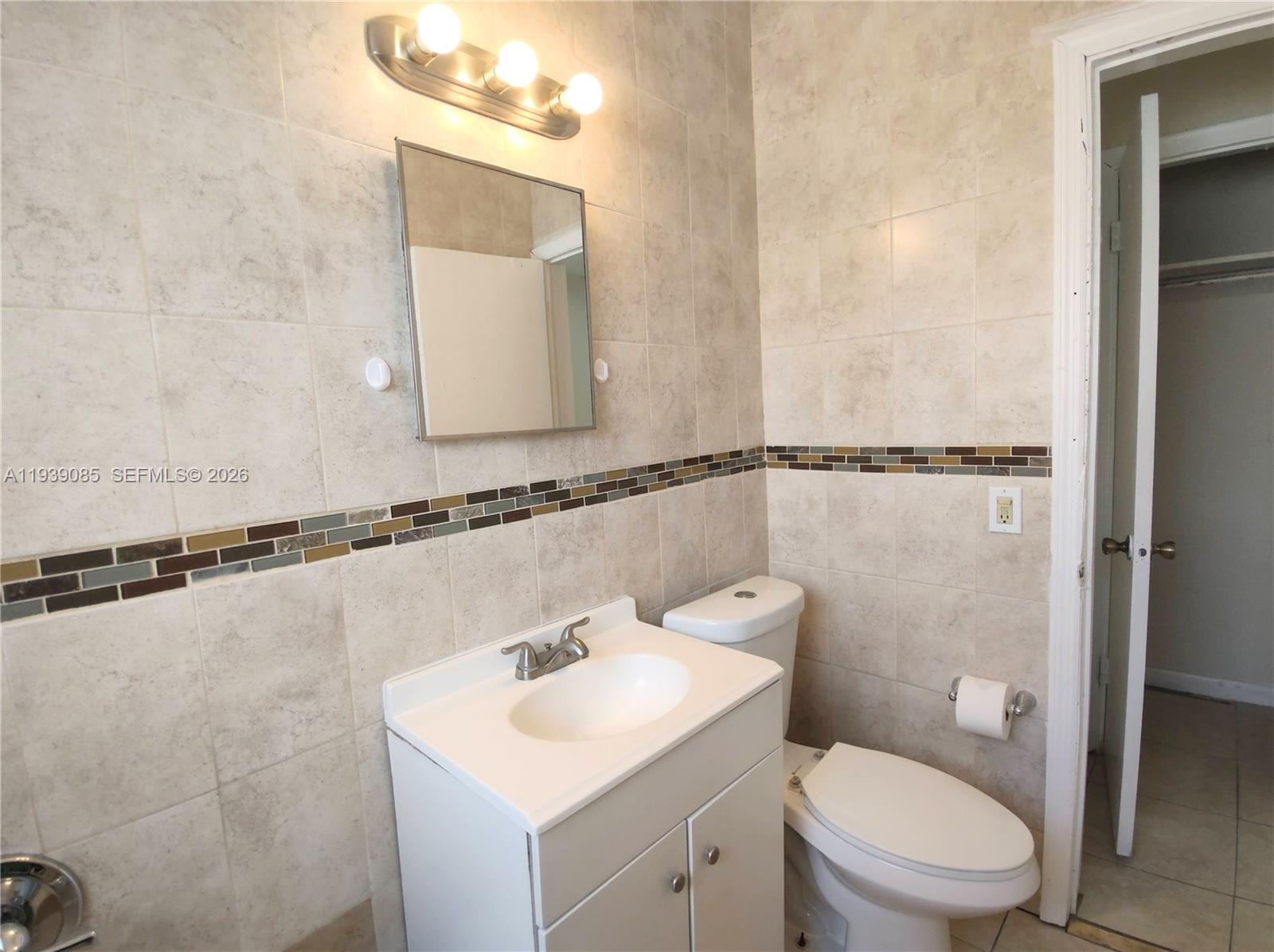 LAWRENCE ESTATES LAND COS - Residential Income