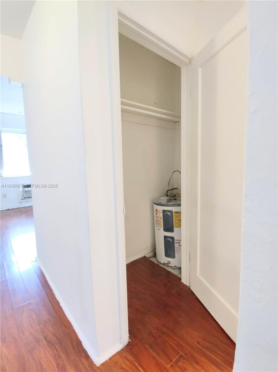 LAWRENCE ESTATES LAND COS - Residential Income