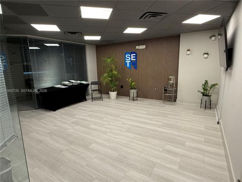  North Miami Beach FL 33160