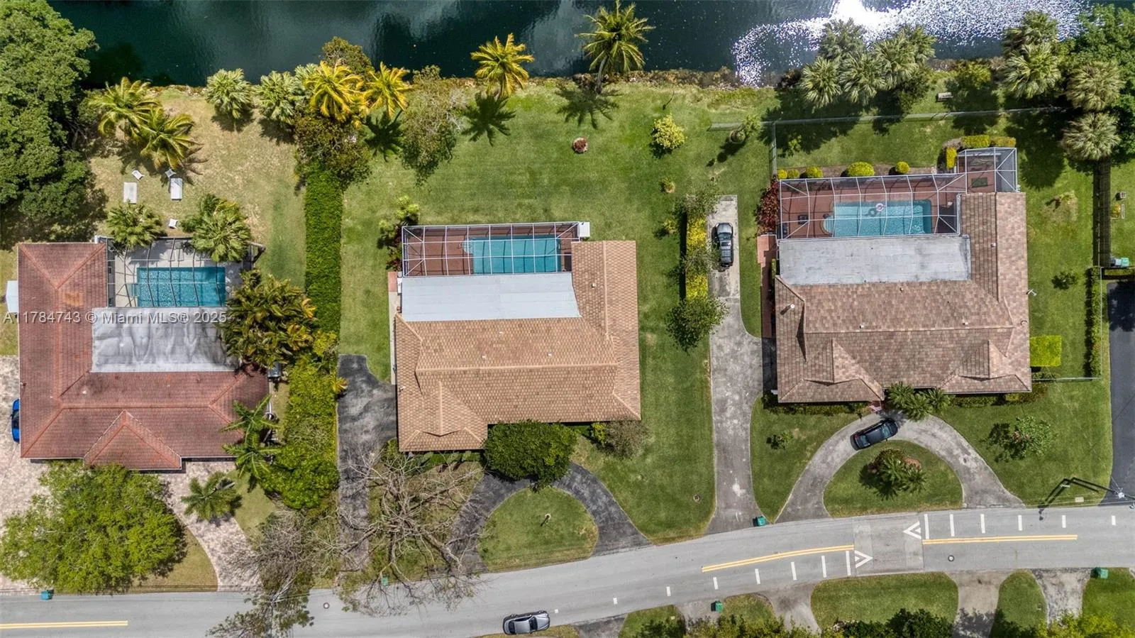 Palmetto Bay, Florida 33157, United States, 4 Bedrooms Bedrooms, ,3 BathroomsBathrooms,Residential,Active,110235