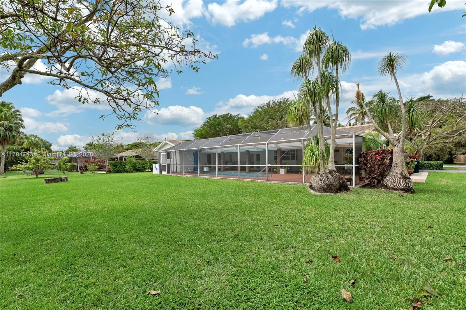 Palmetto Bay, Florida 33157, United States, 4 Bedrooms Bedrooms, ,3 BathroomsBathrooms,Residential,Active,110235