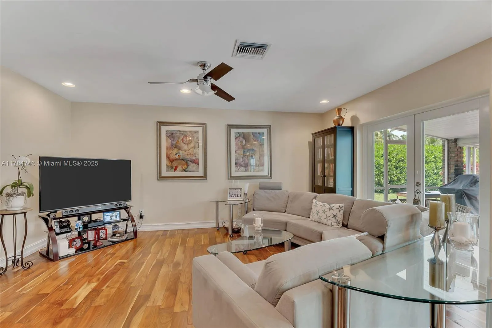 Palmetto Bay, Florida 33157, United States, 4 Bedrooms Bedrooms, ,3 BathroomsBathrooms,Residential,Active,110235