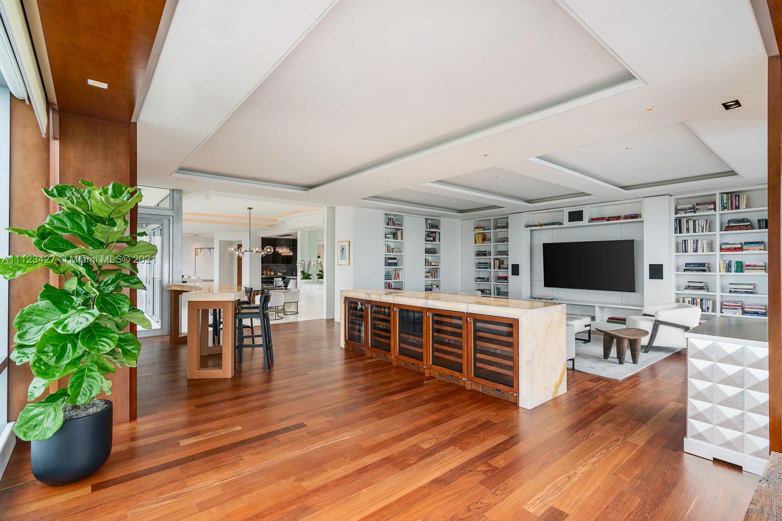 MILLENNIUM TOWER RESIDENC - Residential