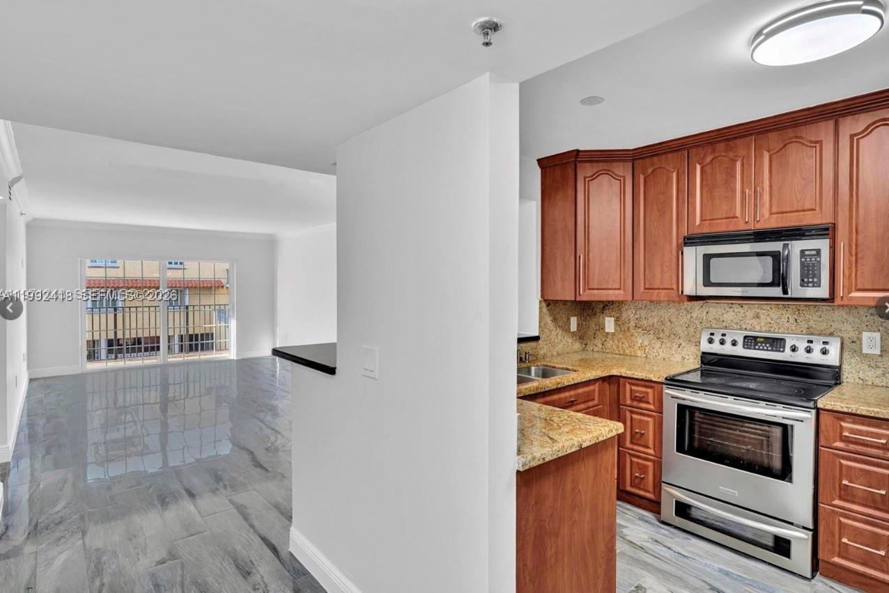 BEACH POINT CLUB CONDO - Residential